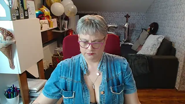 bigtits4you: απευθείας συνομιλία ΧΧΧ