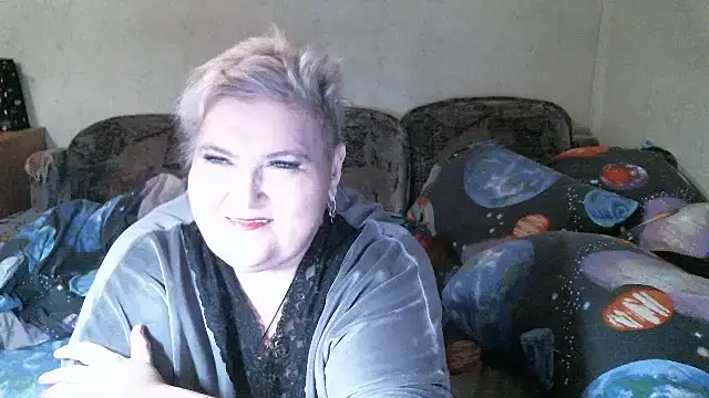 Lana555 现场XXX聊天