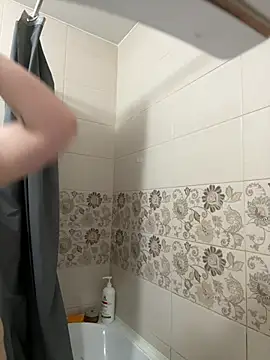 KiraKoval 现场XXX聊天