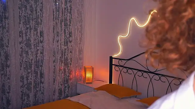 MyrleKnerr Webcam show