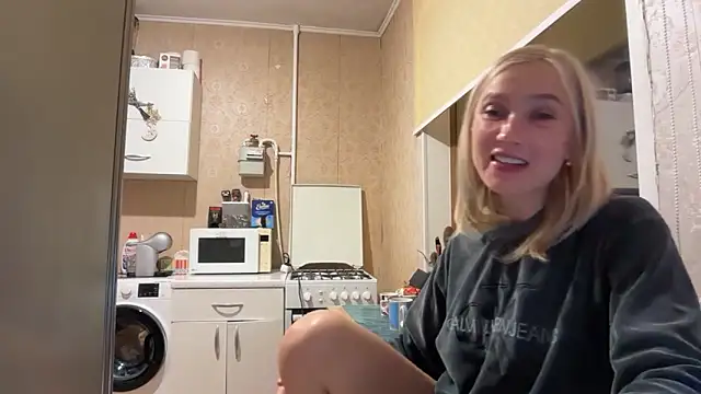 AngelJeni Chat XXX live