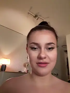 MaribelRiver webcam show