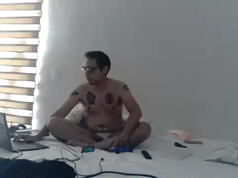 Chat XXX en directo de Iscariot19