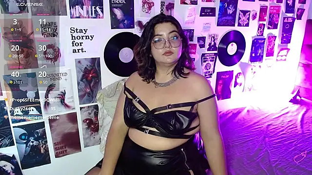 Roxy_f_w's Live XXX Chat