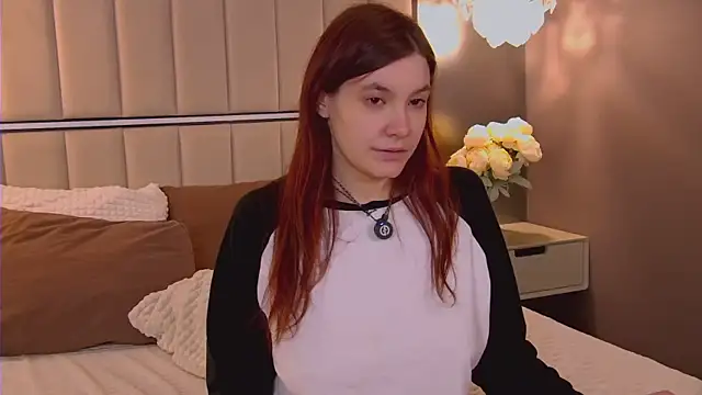 Katie_Fairy: вебкам-шоу