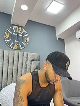 Show modela Robin_Rief na web-kameri