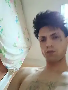 Show modela CubaxxxPeneGrande na web-kameri