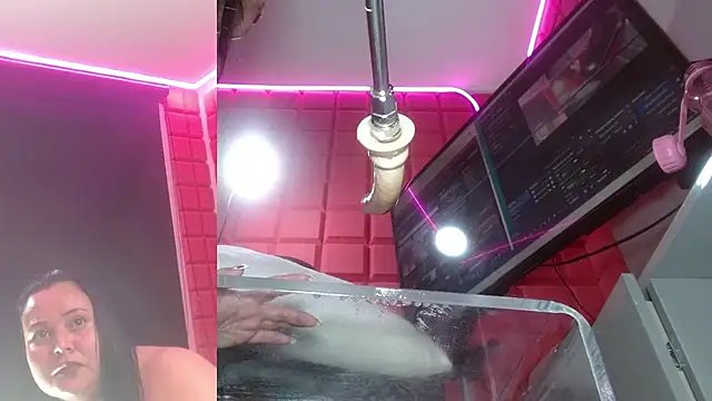 Czat XXX na żywo – sammyEvans__