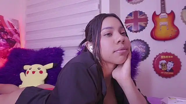 Онлайн чат XXX madelyn_rose_