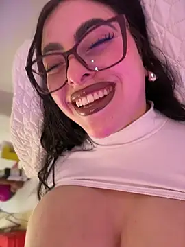 Chatroom XXX en direct de Wkatte