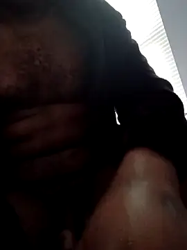 Show modela TomFrm69 na web-kameri