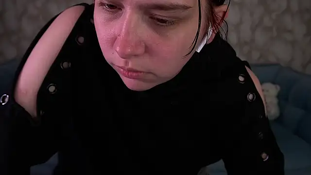 LiviaShy's Live XXX Chat