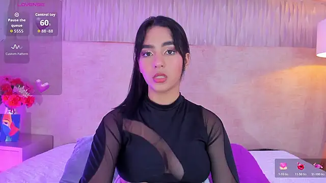 Chat XXX ao vivo de _kyraa_