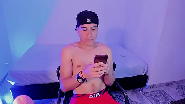 Axel__fierro élő XXX-chatje