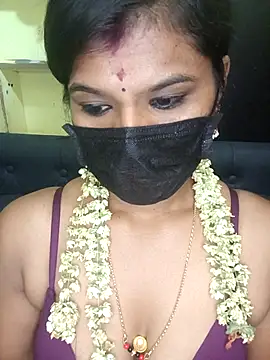 Premalatha_28's Webcam Show