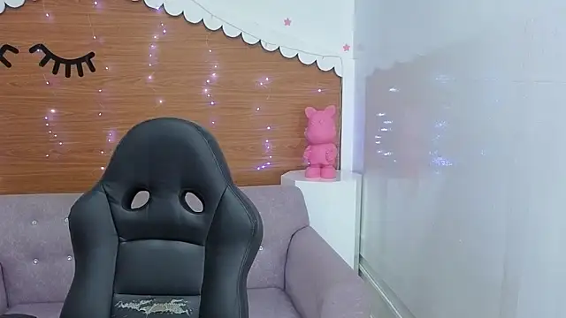 emily_smith_t Chat XXX live