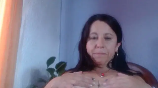 valeriapinter: απευθείας συνομιλία ΧΧΧ