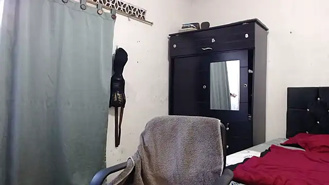 suckmydickbitch97's Live XXX Chat