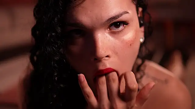 GiaFaaris 现场XXX聊天