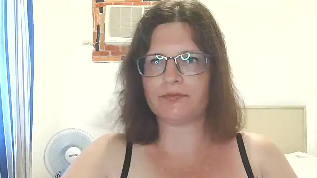 Chat XXX en directo de Domina_Tasselina_Goddess