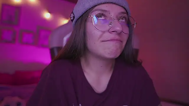 milly_kenner 现场XXX聊天