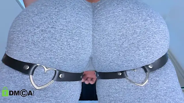 Chatroom XXX en direct de ScarlettTheGoddess