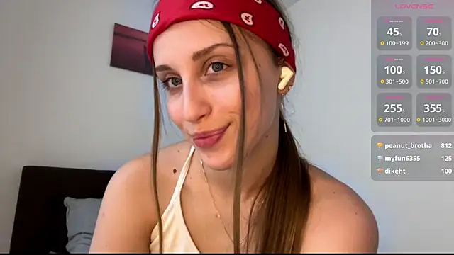 Chatroom XXX en direct de EvaRenard