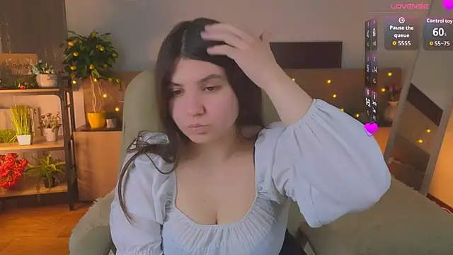 Chat XXX en directo de Viola__Shy