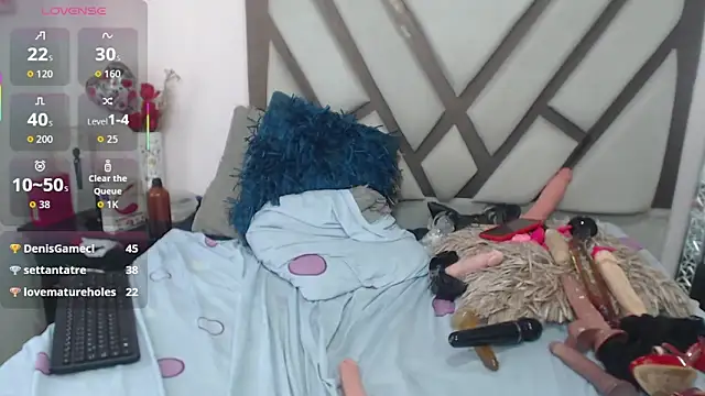 matureluna's Webcam Show