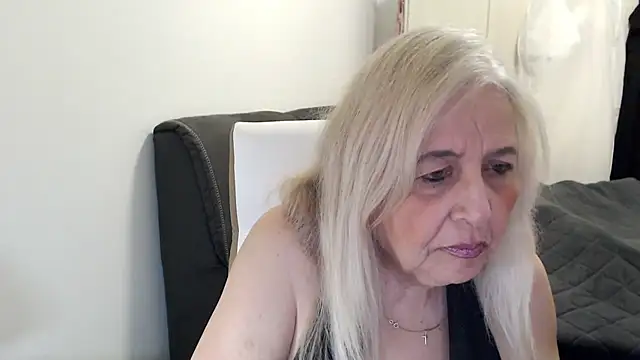 SusiLifeXXXn Live XXX chat