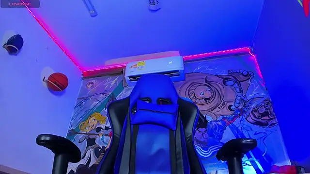 Show modela Ian_Valenti na web-kameri