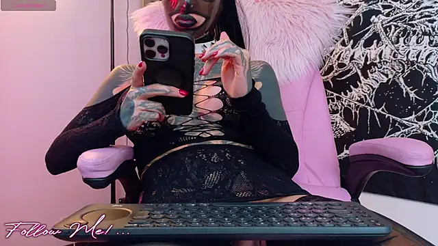 antoniaacxx Adlı Modelin Canlı XXX Sohbeti