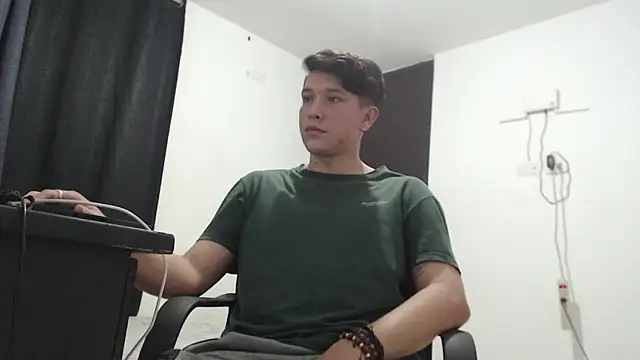 Show modela Lucifeeeer_666 na web-kameri