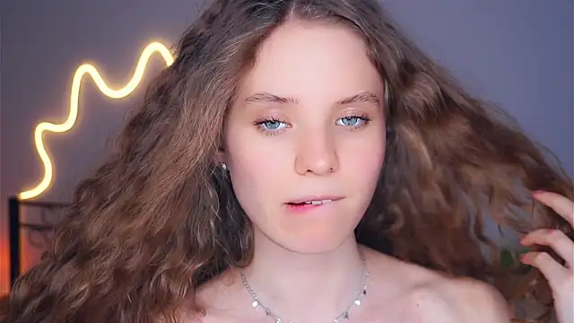 MyrleKnerr's Live XXX Chat