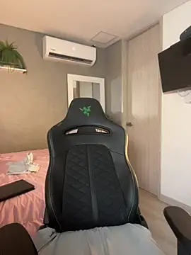 DaniDusan_ Adlı Modelin Canlı XXX Sohbeti