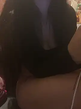 LaPetitechienne1 Live XXX-chat