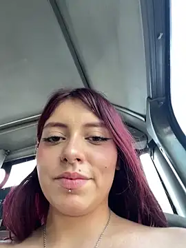 Show webcam de RojitasTeaseX_