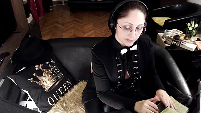 Imperatriza: онлай н-секс-чат