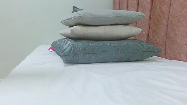 sophia_hadid – Live XXX-chat