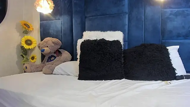 XXX chat uživo modela Laura_Miller1