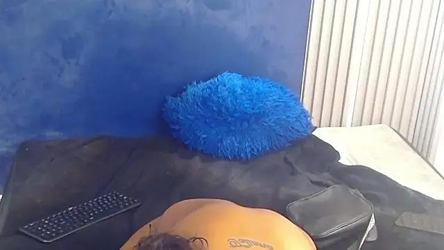 BrisnyMunds Live XXX-chat