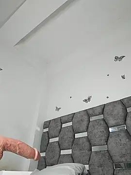 aurelialuxのライブXXXチャット