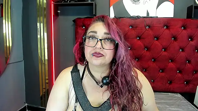 Sarah__Moonx Adlı Modelin Canlı XXX Sohbeti