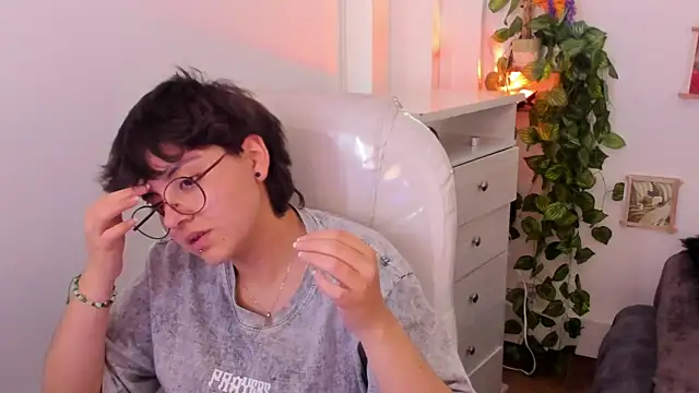 Nathaly_ds' Live XXX Chat