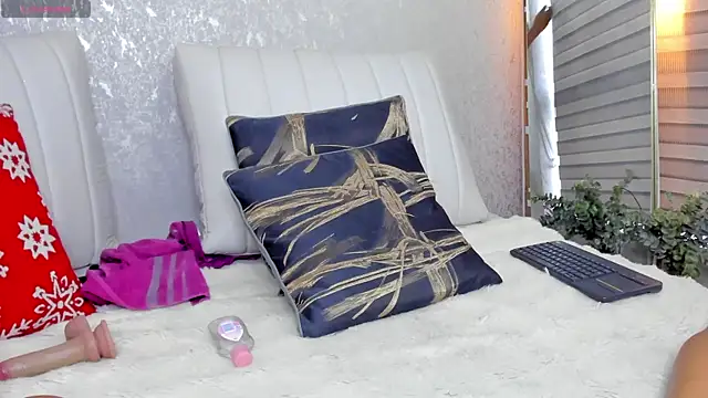 EmmaFerraryn Live XXX chat