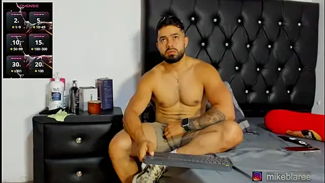 mikeblaree: απευθείας συ νομιλία ΧΧΧ