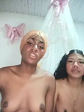 Show de KatyBelle_ na webcam