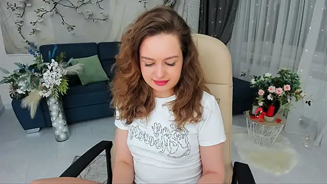 MiracleCurlyのライブXXXチャット