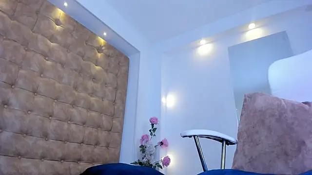 Chat XXX ao vivo de violet_giraldo