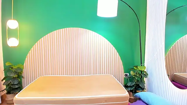 taylor_bennet Adlı Modelin Canlı XXX Sohbeti